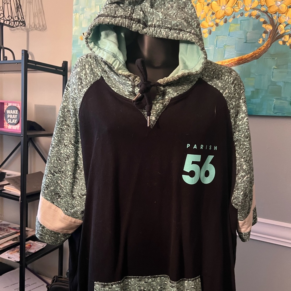 Black used pull over with hood sweater